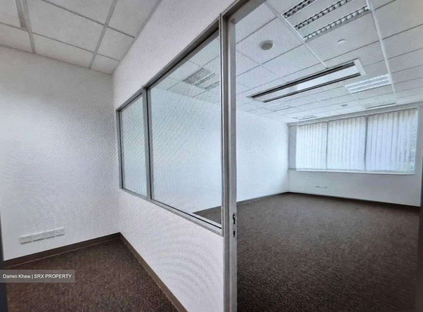 Tan Chong Tower (D7), Office #598607881